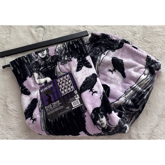 Wednesday Addams Dancing Netflix Show Soft Plush Throw 50” X 70” Purple Crow NEW - Picture 2 of 14